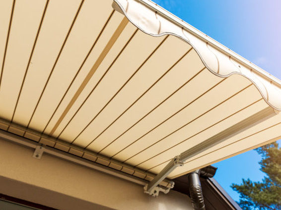 retractable awning - outdoor sahde