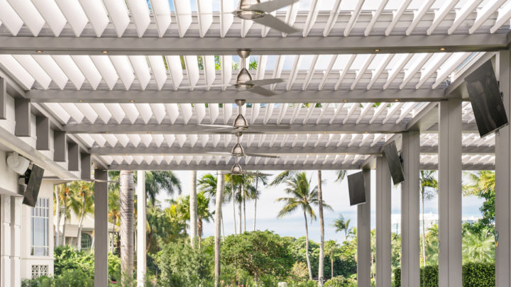 Pergola Roof Options: Modern Design & Functionality