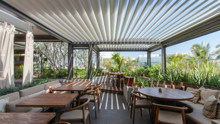 pergola for restaurant