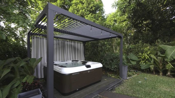 Hot Tub Pergolas: Options, Designs & Ideas