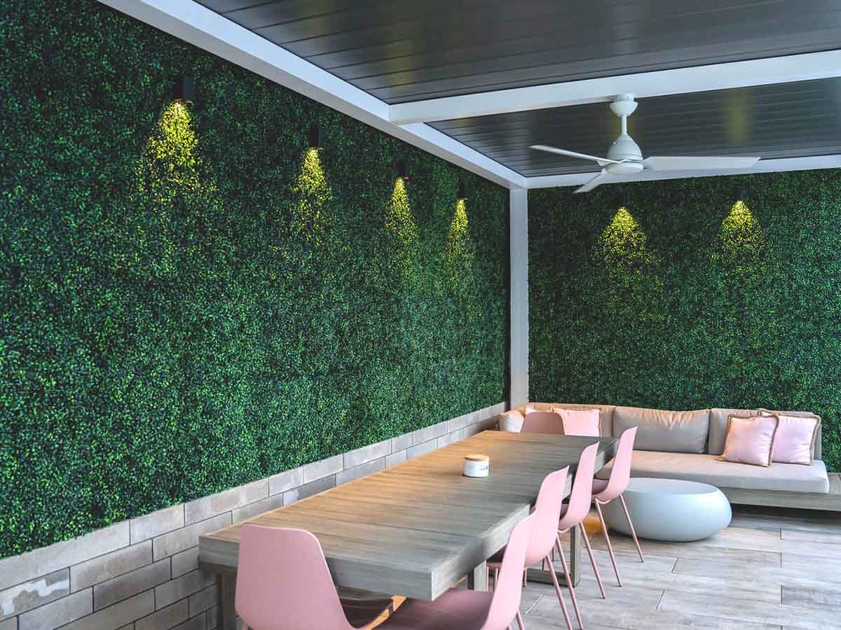 green wall pergola