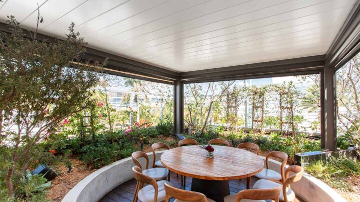 covered outdoor dining south florida
