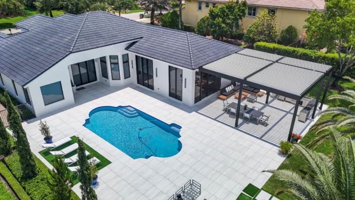 SYZYGY Global's award winning residential pergola