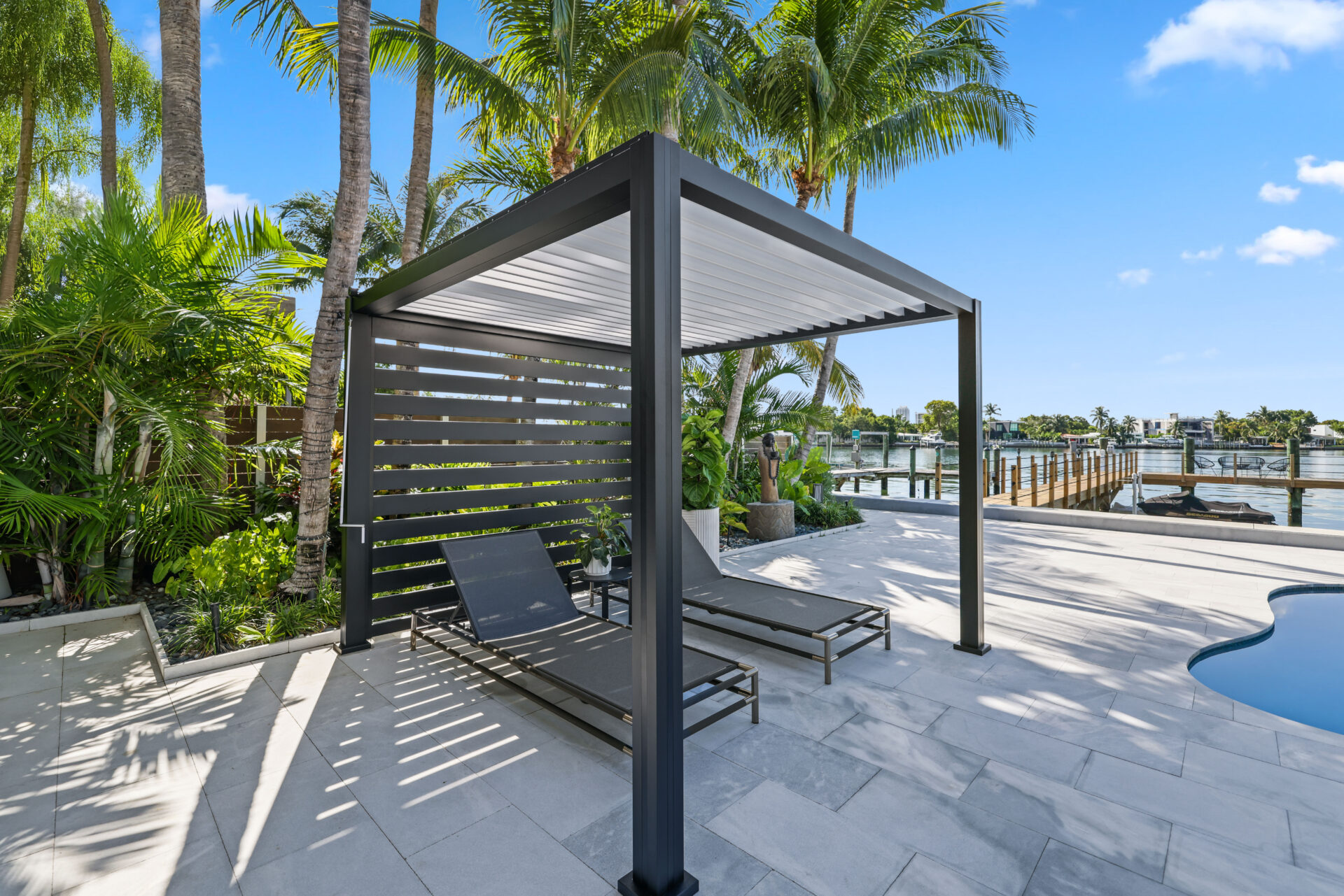 black k bana white louvers pool privacy wall 9